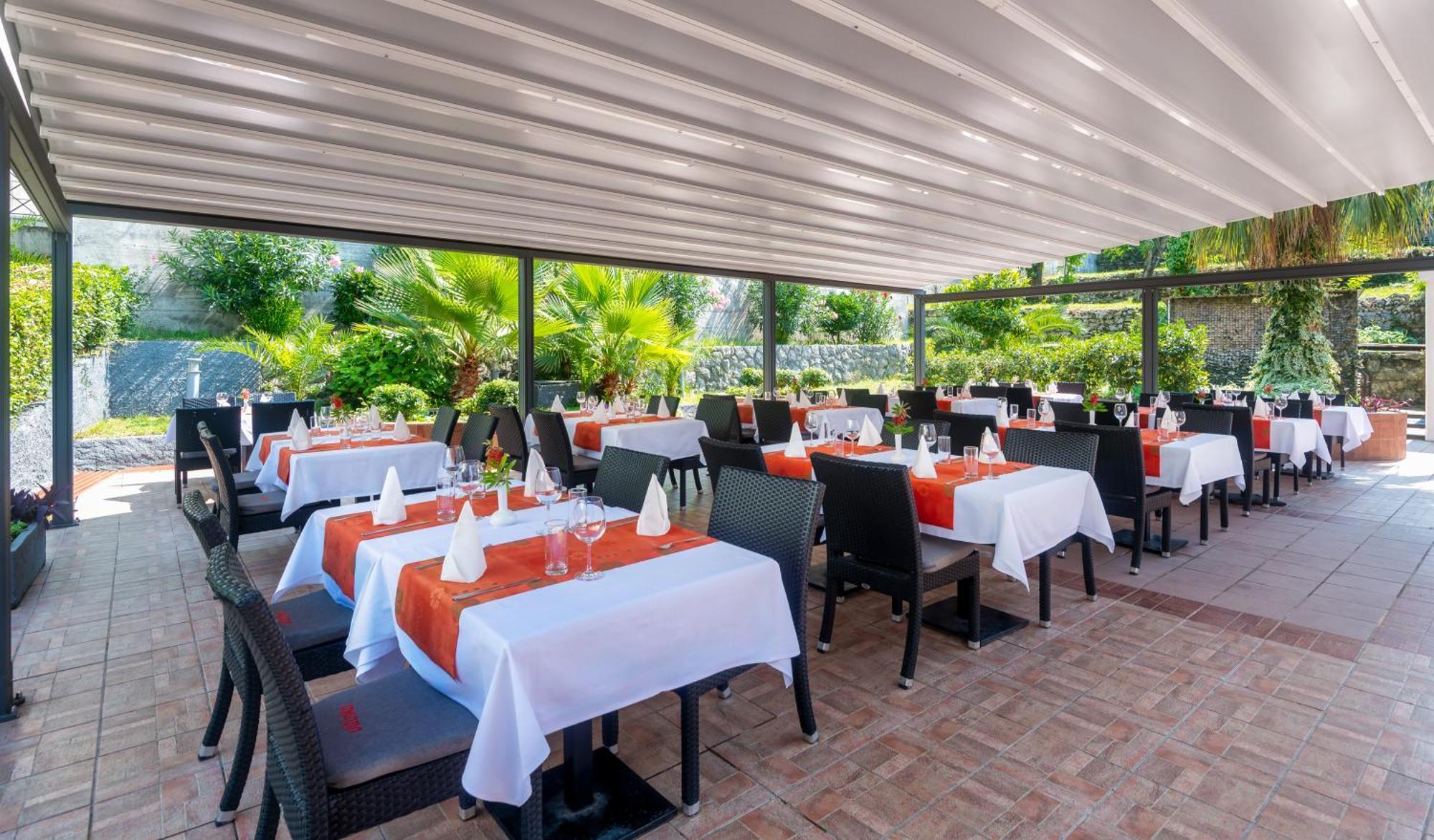 Hunguest Hotel Sun Resort Херцег Нови Екстериор снимка