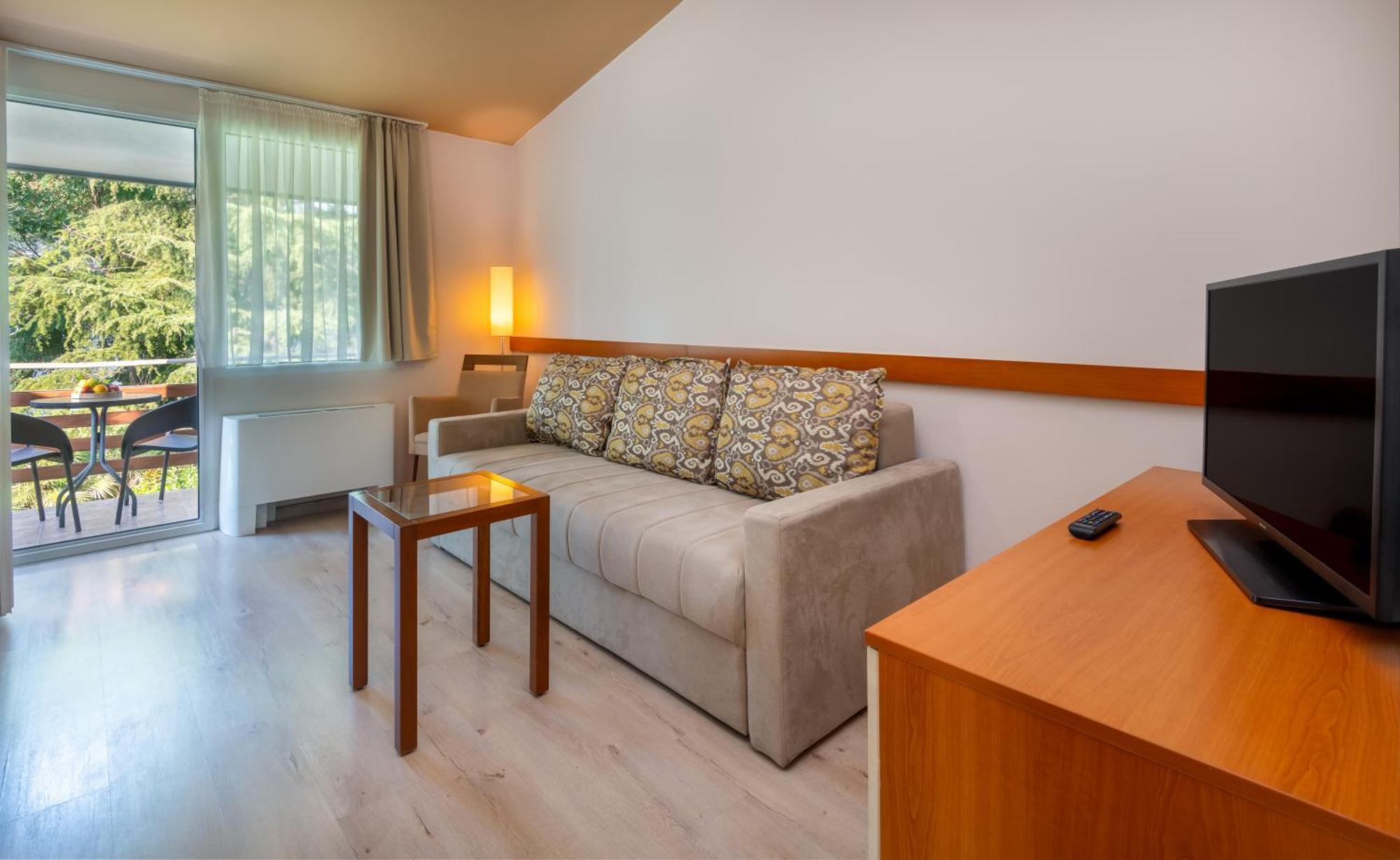 Hunguest Hotel Sun Resort Херцег Нови Екстериор снимка
